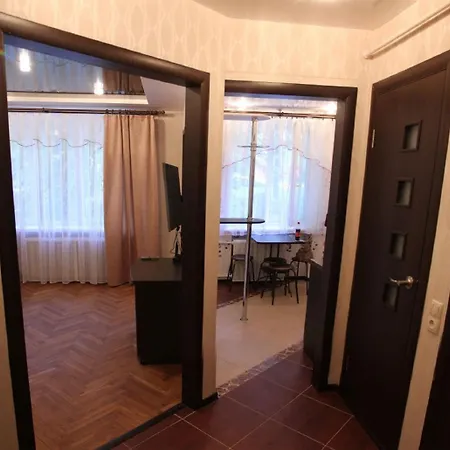 In Centre On Zolotaya Gorka Str. Apartament Mińsk