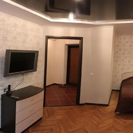 In Centre On Zolotaya Gorka Str. Apartament Mińsk